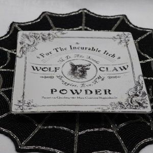 222 FIFTH HALLOW APOTHECARY HALLOWEEN WOLF CLAW POWDER SALAD/DESSERT PLATE - NEW